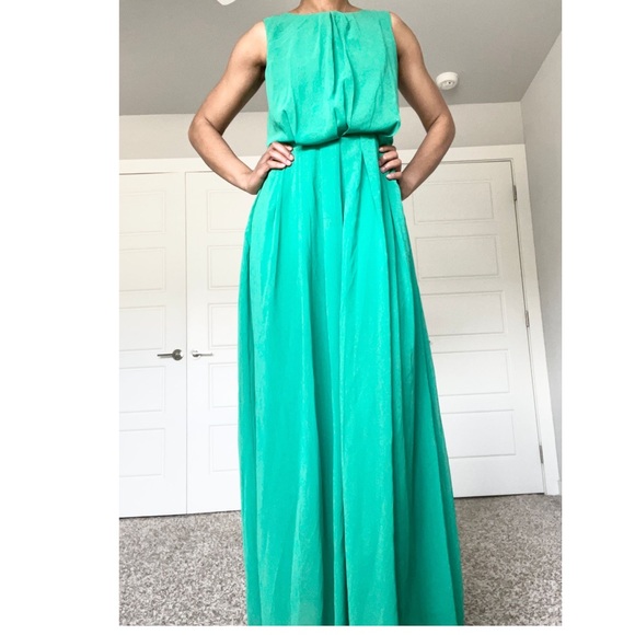Green Maxi Occassion Dress - Picture 4 of 7